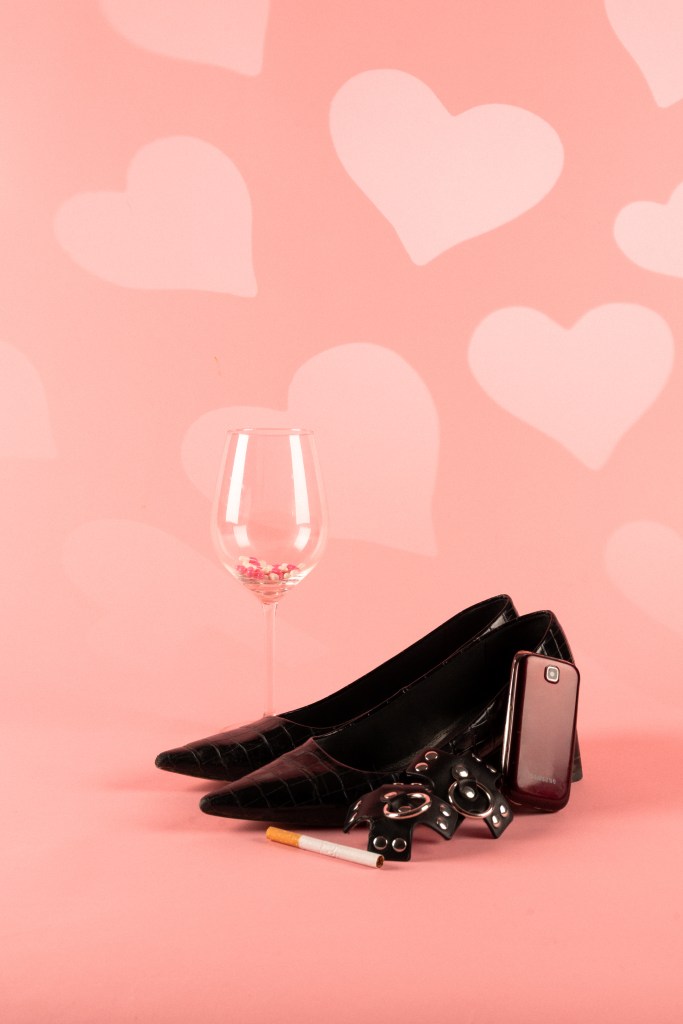 What's in my bag by Hannah Wolf